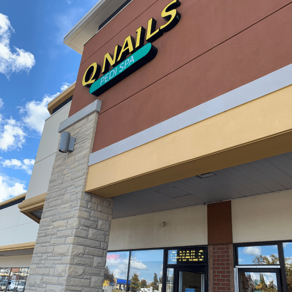 Q Nails & Spa